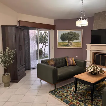 Artemis, Wine Dark Sea Villa