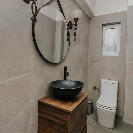 Artemis, Wine Dark Sea Villa *