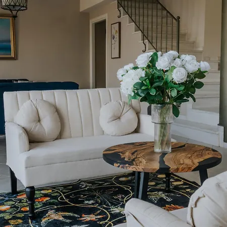 Artemis, Wine Dark Sea Villa