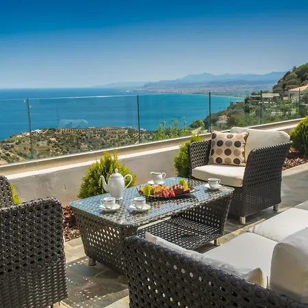Villa Artemis, Wine Dark Sea